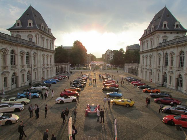 Cars & Coffee al Salone Parco del Valentino 2017