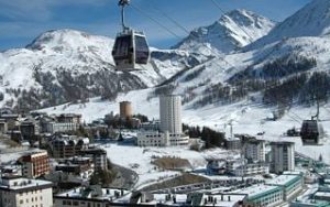 Stazione sciistica di Sestriere (Vialattea) in Piemonte